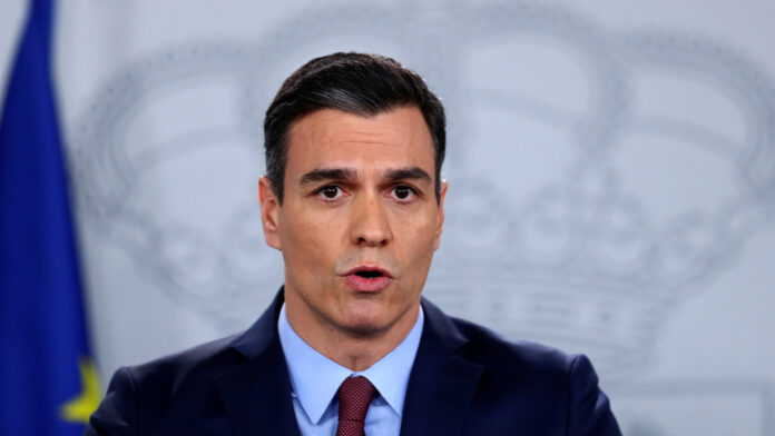 Pedro Sánchez admite que Ábalos le informó de la visita de Delcy Rodríguez tras haber dado otra versión en el Congreso Pedro Sánchez admite que Ábalos le informó de la visita de Delcy Rodríguez tras haber dado otra versión en el Congreso