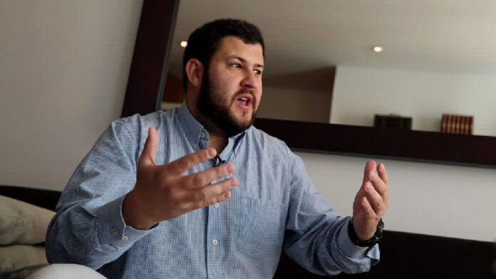 David Smolansky pide ante el Parlamento de Canadá el reconocimiento de Edmundo González Urrutia como “presidente electo de Venezuela” David Smolansky pide ante el Parlamento de Canadá el reconocimiento de Edmundo González Urrutia como “presidente electo de Venezuela”