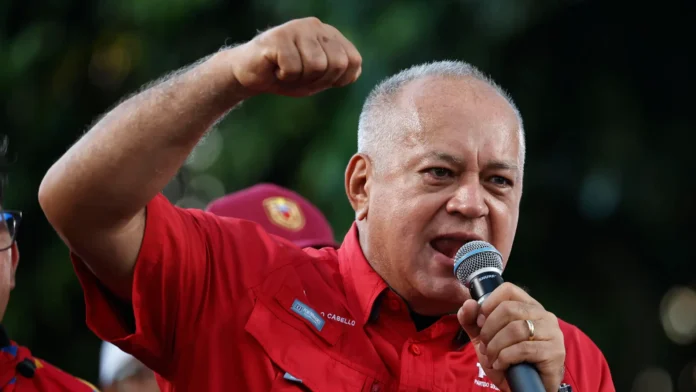 Diosdado Cabello amenaza con «citación al CICPC» contra quienes digan que hay testigos del secuestro de Edwin Santos Diosdado Cabello amenaza con "citación al CICPC" contra quienes digan que hay testigos del secuestro de Edwin Santos