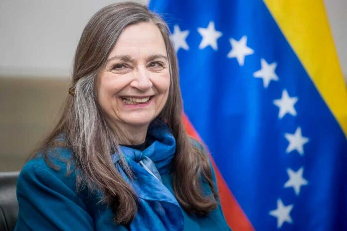 Centro Carter muestra las actas de la elección presidencial en el Consejo Permanente de la OEA Centro Carter muestra las actas de la elección presidencial en el Consejo Permanente de la OEA