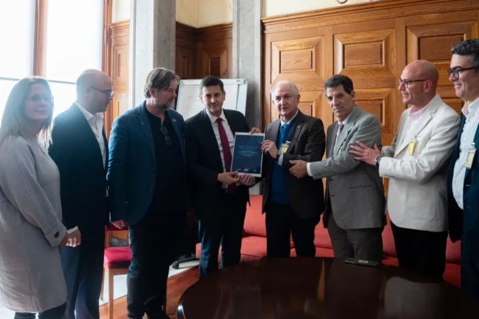 Oposición venezolana establece contactos en Portugal para reconocimiento expreso de Edmundo González Urrutia como presidente electo Oposición venezolana establece contactos en Portugal para reconocimiento expreso de Edmundo González Urrutia como presidente electo