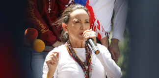 María Corina Machado aboga por mayor presión nacional e internacional contra el régimen de Nicolás Maduro: «Tienen que saber que van a enfrentar la justicia» María Corina Machado aboga por mayor presión nacional e internacional contra el régimen de Nicolás Maduro: "Tienen que saber que van a enfrentar la justicia"