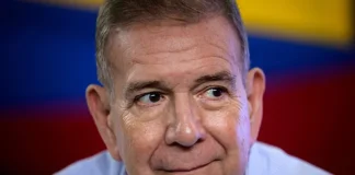Edmundo González Urrutia felicita a Donald Trump por su victoria en la presidencial: «Hago votos por el fortalecimiento de nuestras relaciones siempre en beneficio de nuestros pueblos» Edmundo González Urrutia felicita a Donald Trump por su victoria en la presidencial: "Hago votos por el fortalecimiento de nuestras relaciones siempre en beneficio de nuestros pueblos"