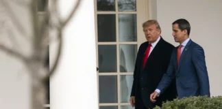 Juan Guaidó tras victoria de Donald Trump en la elección presidencial: «Su apoyo ha sido esencial para presionar las dictaduras y opciones de cambio en favor de América Latina» Juan Guaidó tras victoria de Donald Trump en la elección presidencial: "Su apoyo ha sido esencial para presionar las dictaduras y opciones de cambio en favor de latinoamericana"