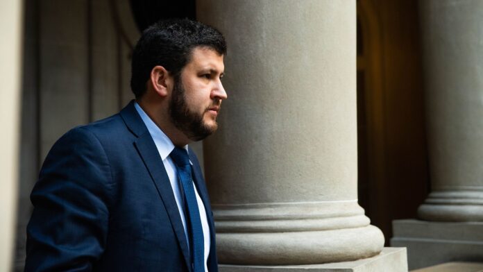 David Smolansky: «108 mil venezolanos han huido del país desde el #28Jul por persecución política» David Smolansky: "108 mil venezolanos han huido del país desde el #28Jul por persecución política"
