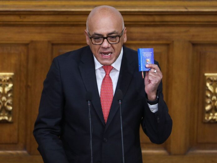 Jorge Rodríguez asegura que «amnistías rechazadas pueden ser apeladas en tribunales» Jorge Rodríguez celebra ley que "castiga" a los "traidores a la patria"