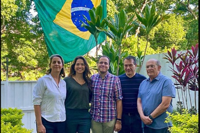 PUD: Brasil entrega «por primera vez» medicinas a asilados en Embajada argentina PUD: Brasil entrega "por primera vez" medicinas a asilados en Embajada argentina