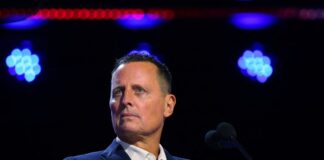 Richard Grenell, delegado especial de Donald Trump, viaja a Venezuela para reunirse con Nicolás Maduro Richard Grenell, delegado especial de Donald Trump, viaja a Venezuela para reunirse con Nicolás Maduro