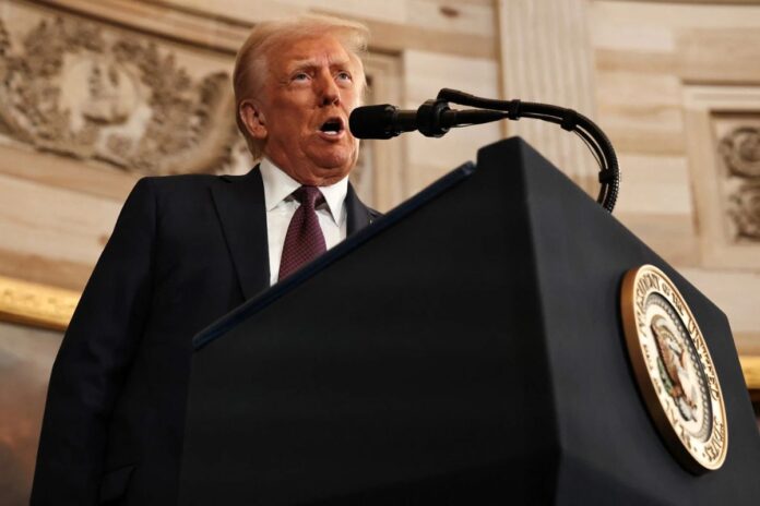 Donald Trump firmó orden ejecutiva para declarar al Tren de Aragua como «organización terrorista» Donald Trump firmó orden ejecutiva para declarar al Tren de Aragua como "organización terrorista"