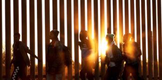 Servicio de Inmigración de Estados Unidos anunció arresto de cuatro miembros del Tren de Aragua y más de 500 indocumentados Servicio de Inmigración de Estados Unidos anunció arresto de cuatro miembros del Tren de Aragua y más de 500 indocumentados