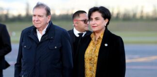Edmundo González Urrutia llega a Ecuador: Se reunirá con Daniel Noboa y lo nombrarán doctor honoris causa Edmundo González Urrutia llega a Ecuador: Se reunirá con Daniel Noboa y lo nombrarán doctor honoris causa
