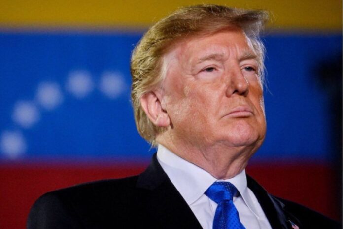Donald Trump examina si el régimen de Nicolás Maduro exporte derivados del petróleo a través de Chevron Donald Trump examina si el régimen de Nicolás Maduro exporte derivados del petróleo a través de Chevron