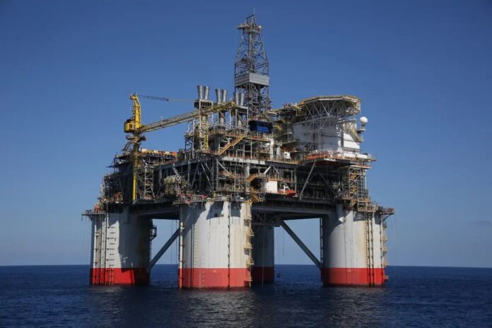 Washington administra y reparte el petróleo venezolano y deja por fuera a China Washington administra y reparte el petróleo venezolano y deja por fuera a China