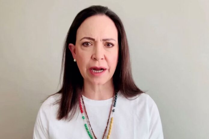 María Corina Machado asegura que «falsa oposición» no tiene vergüenza al buscar legitimar el régimen de Nicolás Maduro María Corina Machado asegura que "falsa oposición" no tiene vergüenza al buscar legitimar el régimen de Nicolás Maduro