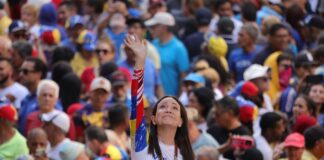 María Corina Machado califica como «correcta» la revocatoria de licencia de Chevron para operaciones en Venezuela María Corina Machado califica como "correcta" la revocatoria de licencia de Chevron para operaciones en Venezuela