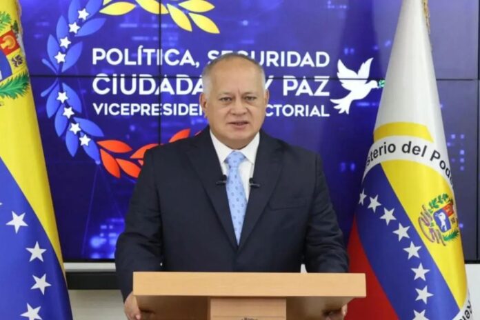 La «lista negra de artistas» que difundió Diosdado Cabello y que no reconocen al régimen de Nicolás Maduro La "lista negra de artistas" que difundió Diosdado Cabello y que no reconocen al régimen de Nicolás Maduro