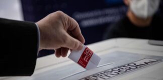 Congreso en Chile discutirá bloqueo de la influencia de extranjeros en elecciones: No podemos «venezolanizar» la política Congreso en Chile discutirá bloqueo de la influencia de extranjeros en elecciones: No podemos "venezolanizar" la política