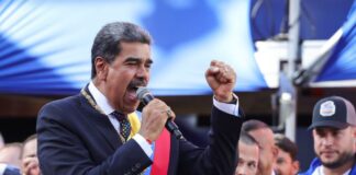 Nicolás Maduro reta al presidente de Guyana a reunirse «cara a cara» y lo llama «Zelenski del Caribe» Nicolás Maduro reta al presidente de Guyana a reunirse "cara a cara" y lo llama "Zelenski del Caribe"