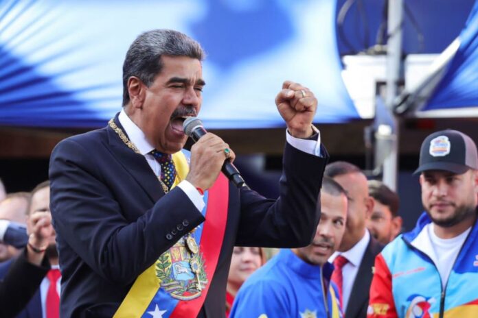 Nicolás Maduro reta al presidente de Guyana a reunirse «cara a cara» y lo llama «Zelenski del Caribe» Nicolás Maduro reta al presidente de Guyana a reunirse "cara a cara" y lo llama "Zelenski del Caribe"