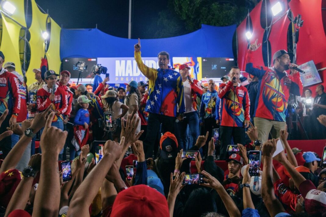 Activistas y expertos: Nicolás Maduro 