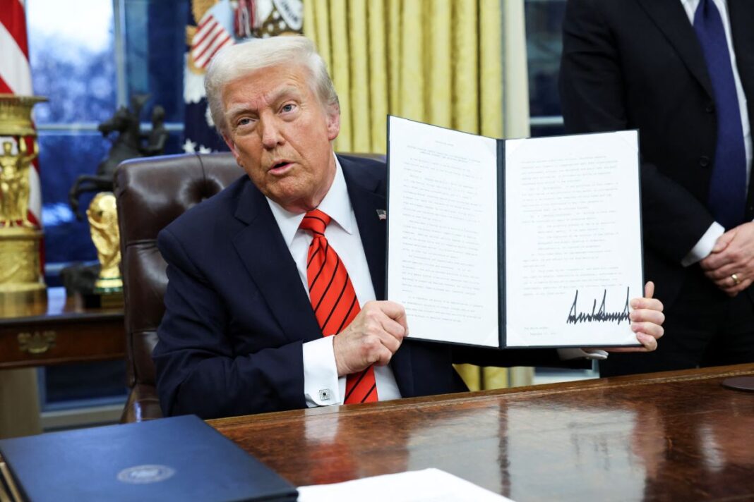 The Washington Post: Donald Trump considera extender licencia para que Chevron siga operando en Venezuela