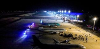 Estados Unidos reitera que avión con deportados venezolanos a El Salvador despegó sin violar orden judicial Estados Unidos reitera que avión con deportados venezolanos a El Salvador despegó sin violar orden judicial