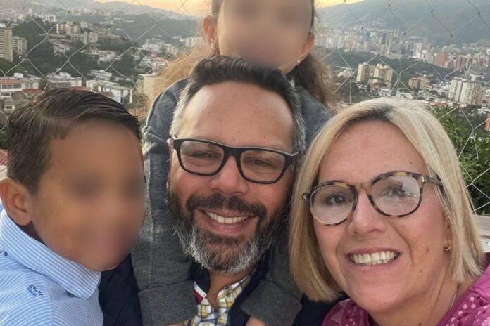 Hija de Edmundo González Urrutia exige liberación de Rafael Tudares tras casi tres meses de desaparición forzada Hija de Edmundo González exige liberación de Rafael Tudares tras casi tres meses de desaparición forzada