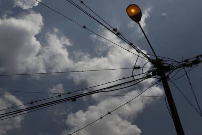 Pronostican en Mérida seis semanas de «situación crítica» con el servicio eléctrico Pronostican en Mérida seis semanas de "situación crítica" con el servicio eléctrico