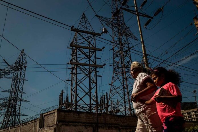 Ibéyise Pacheco | El régimen corrupto destruyó el sistema eléctrico Ibéyise Pacheco | El régimen corrupto destruyó el sistema eléctrico