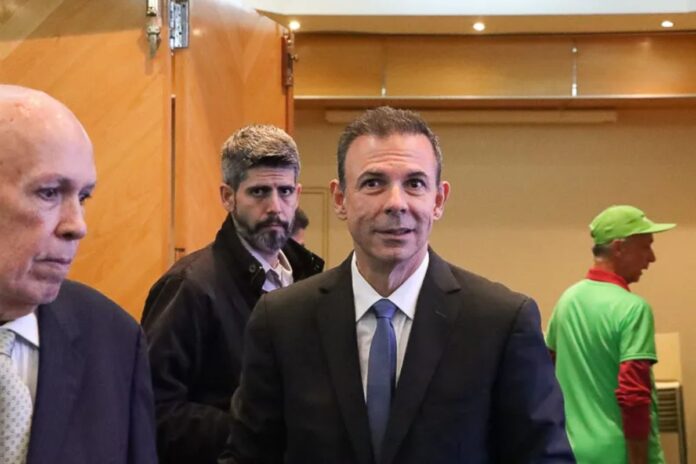 Roberto Enríquez: «UNT y MPV no acompañan hoja de ruta de la Plataforma Unitaria Democrática» Roberto Enríquez: "UNT y MPV no acompañan hoja de ruta de la Plataforma Unitaria Democrática"
