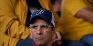 Henrique Capriles rechaza su expulsión de Primero Justicia y señala a Julio Borges de «secuestrar» la institucionalidad del partido Henrique Capriles rechaza su expulsión de Primero Justicia y señala a Julio Borges de "secuestrar" la institucionalidad del partido