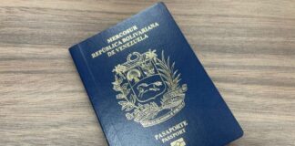 Pasaporte de Venezuela cayó 21 puestos en el índice Henley Pasaporte de Venezuela cayó 21 puestos en el índice Henley