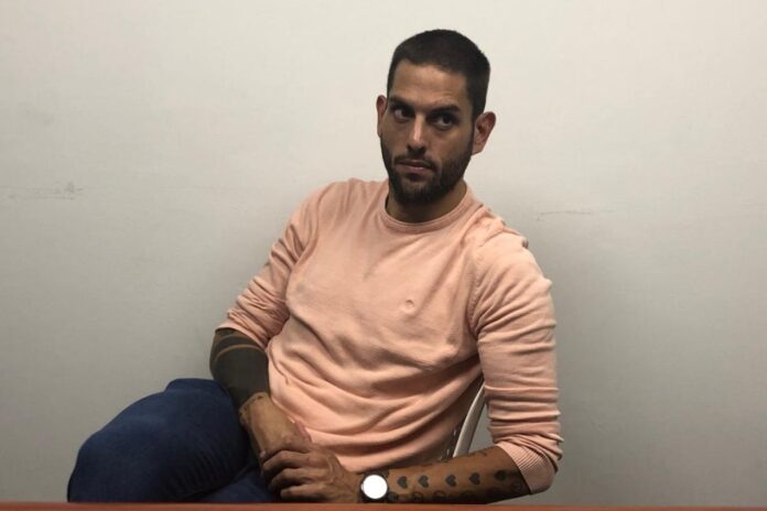 Juan Requesens lanza su candidatura a la Gobernación de Miranda pese al fraude electoral del #28Jul Juan Requesens lanza su candidatura a la Gobernación de Miranda pese al fraude electoral del #28Jul
