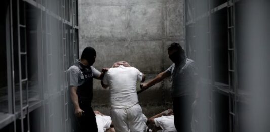 Capturan a Yonaiker Gallegos, presunto líder del Tren de Aragua vinculado a operaciones criminales en EE. UU.