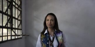 Bloomberg: Desde las sombras, María Corina Machado apunta a las debilidades de Nicolás Maduro Bloomberg: Desde las sombras, María Corina Machado apunta a las debilidades de Nicolás Maduro