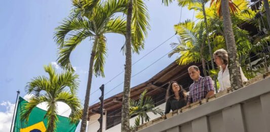 Opositores asilados en la Embajada de Argentina en Caracas cumplen 400 días sin salvoconductos y piden intervención de Lula da Silva y Milei