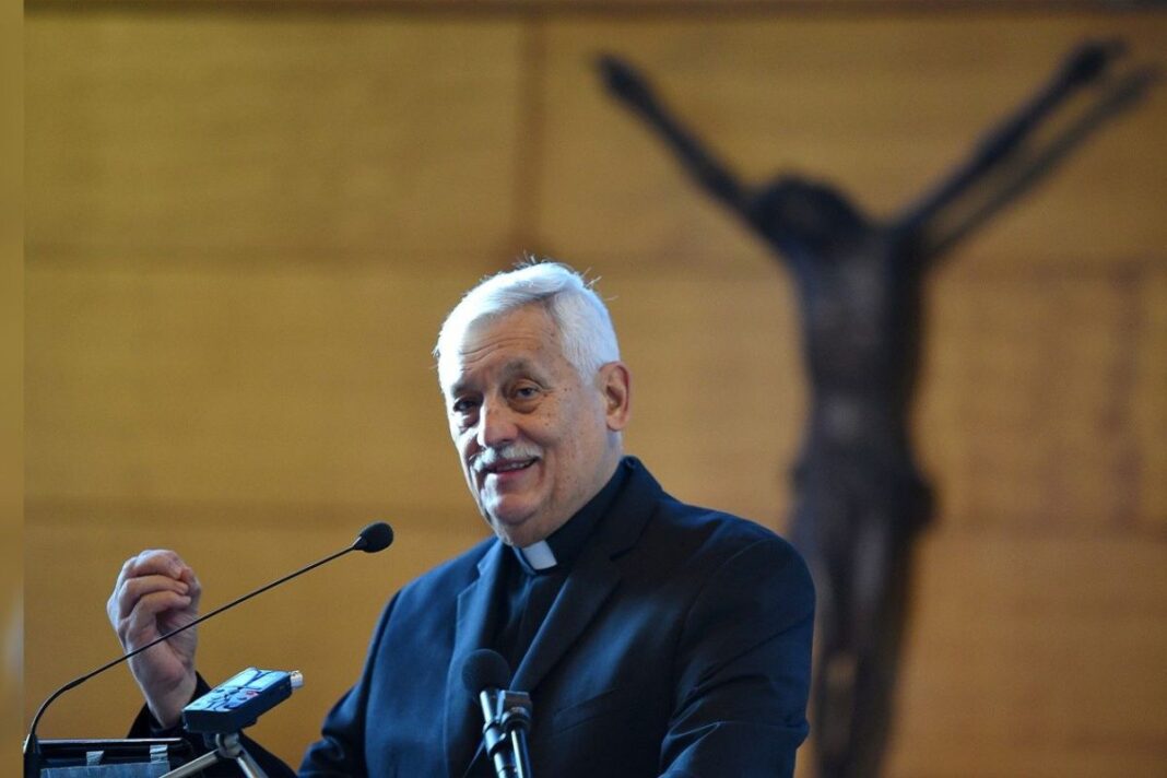 Padre Arturo Sosa rinde homenaje al papa Francisco: 