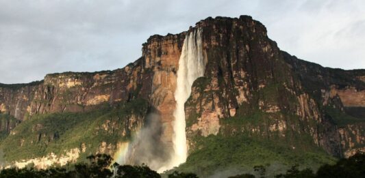 SOS Orinoco denuncia devastación minera ilegal en Canaima y advierte impacto nacional en energía y biodiversidad