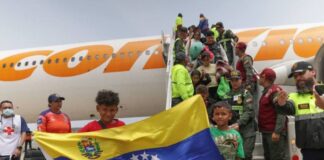 Venezolanos aumentan protestas en México para exigir repatriación Venezolanos aumentan protestas en México para exigir repatriación