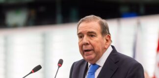 Edmundo González Urrutia alertó de “grave violación de DD. HH.” contra su yerno preso en Venezuela hace 132 días Edmundo González Urrutia alertó de “grave violación de DD. HH.” contra su yerno preso en Venezuela hace 132 días