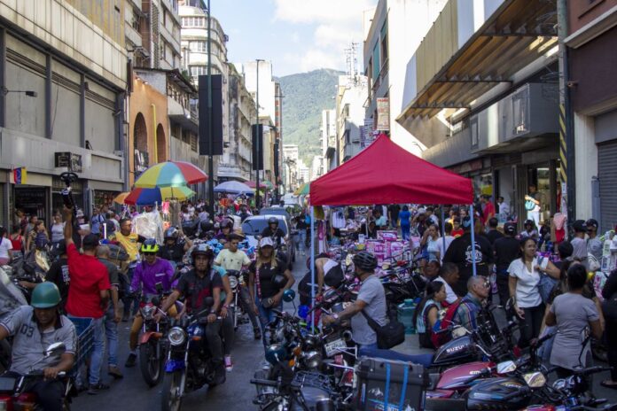 IESA: Más del 50% de la población trabajadora venezolana está en la informalidad IESA: Más del 50% de la población trabajadora venezolana está en la informalidad