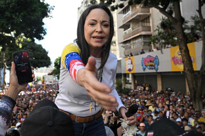 María Corina Machado: «Fue un gran alivio que ellos pudieran salir de la embajada, pero de Venezuela yo no voy a salir, jamás» María Corina Machado: "Fue un gran alivio que ellos pudieran salir de la embajada, pero de Venezuela yo no voy a salir, jamás"