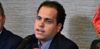 Pedro Urruchurtu sobre la Operación Guacamaya: «Ante la posibilidad de morir allí, primó mucho más el riesgo de salvar nuestra vida al costo que eso requiriera» Pedro Urruchurtu sobre la Operación Guacamaya: "Ante la posibilidad de morir allí, primó mucho más el riesgo de salvar nuestra vida al costo que eso requiriera"