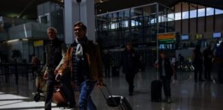 Estados Unidos emite nueva alerta de viaje a Venezuela y sugiere a estadounidenses salir «de inmediato» de ese país Estados Unidos emite nueva alerta de viaje a Venezuela y sugiere a estadounidenses salir "de inmediato" de ese país