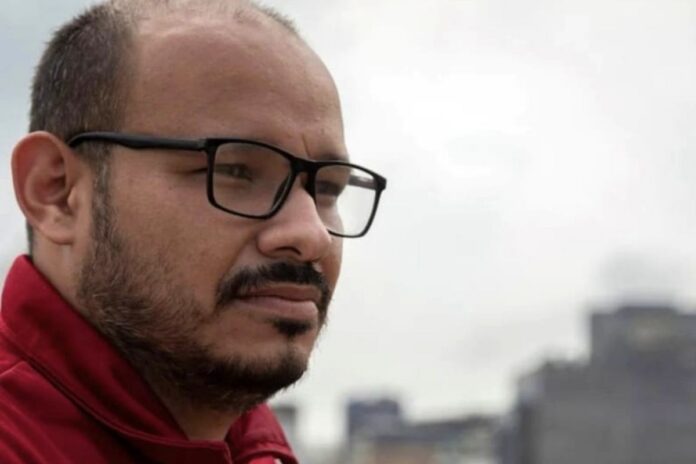 Zair Mundaray denuncia que Carlos Julio Rojas estaría en mal estado de salud y confinado en una temida celda diseñada para la tortura Zair Mundaray denuncia que Carlos Julio Rojas estaría en mal estado de salud y confinado en una temida celda diseñada para la tortura