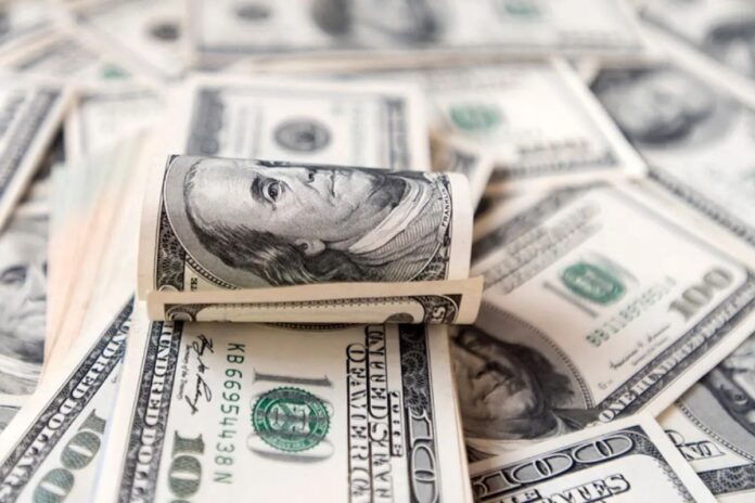 El dólar BCV superó la barrera de los 100 bolívares, pese a la represión del régimen de Nicolás Maduro El dólar BCV superó la barrera de los 100 bolívares, pese a la represión del régimen de Nicolás Maduro