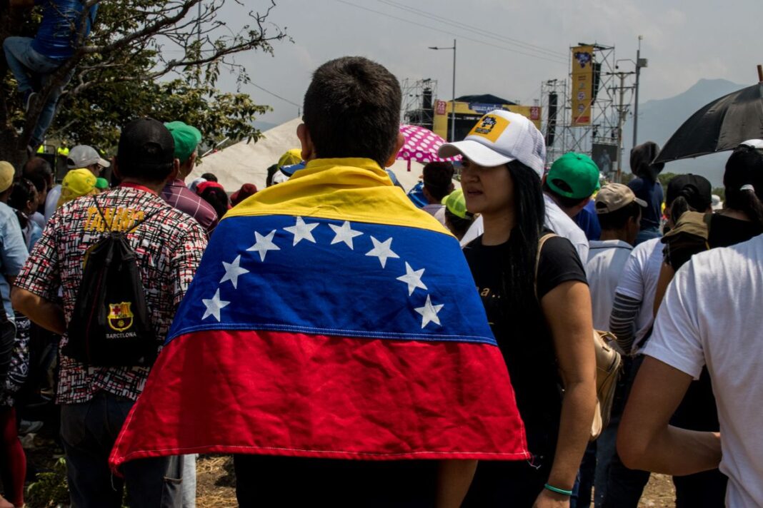 Asdrúbal Aguiar | Colombia, los venezolanos venimos del futuro