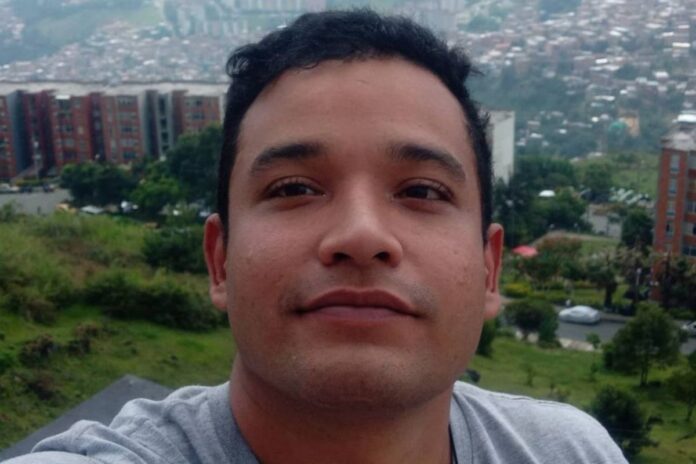 Ex-preso político venezolano fue detenido durante cita de asilo en Estados Unidos Ex-preso político venezolano fue detenido durante cita de asilo en Estados Unidos