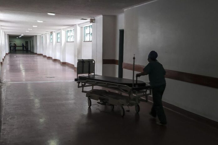Régimen de Nicolás Maduro instala cámaras de vigilancia en hospitales para «erradicar» supuestos sabotajes Régimen de Nicolás Maduro instala cámaras de vigilancia en hospitales para "erradicar" supuestos sabotajes