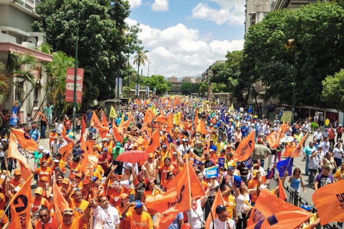 Voluntad Popular exhorta a Estados Unidos a revisar las «restricciones migratorias impuestas a ciudadanos venezolanos» Voluntad Popular exhorta a Estados Unidos a revisar las "restricciones migratorias impuestas a ciudadanos venezolanos"